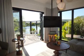 Luxe wellness chalet Waterview - Image 2