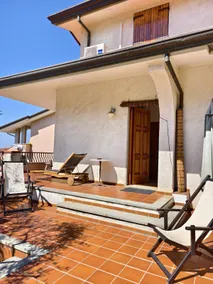 The White Villa - Image 3