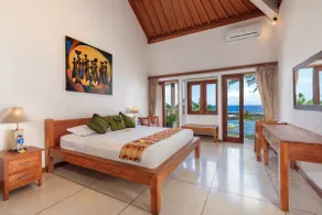 Oceanfront 2BR Luxe Infinity Pool Marble Bath Villa Nautilus - Image 2
