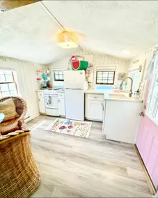 Direct Beach Access Cape Cod Cottage - Image 3