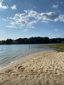 Direct Beach Access Cape Cod Cottage - Image 4