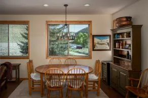 Luxurious, affordable condo one mile from downtown - Image 2
