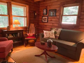 Cozy Perry Pond Authentic Log Cabin Retreat - Image 2