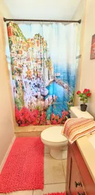 Comfy Home, Minutes from Airport & Near Everything - Image 4
