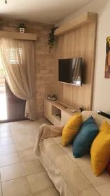 Lovely ground floor apartment with BBQ - Image 2