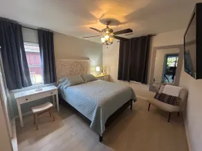 Peaceful 3BR LA Home | Private Yard & Parking - Image 5