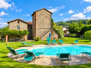 Medieval Tuscan Villa | Private Pool | Sleeps 22 - Image 3