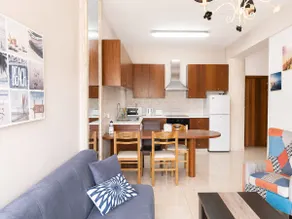 Spacious 1BD - Marina Blue Apt. - Image 3