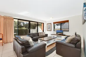 Lamer 1 Beach Access Courtyard Apt - Image 4