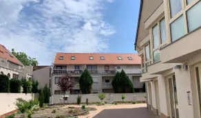 Art Garden Apartment - Image 4