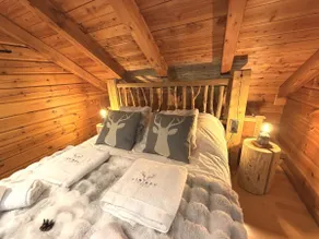 Chalet mit Terrasse, Whirlpool und Grill - Image 4