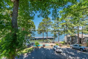 Spacious 3 bedroom- Gated & Perfect For Families! - Image 2