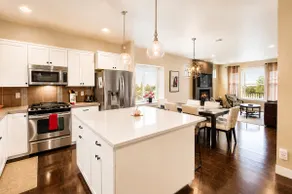 Executive Retreat by Nike HQ – Spacious 3BR/3BA - Image 2