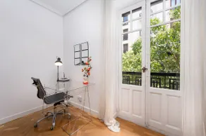Staymadrid Retiro apart -Bright & Spacious 1-5 pax - Image 3