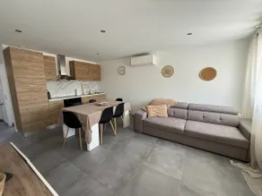 Disneyland Paris / Parrot World /appartement 6/8p - Image 3