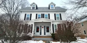 Spacious 4BR Condo • 6 Beds • Parking • Near UMass - Image 5