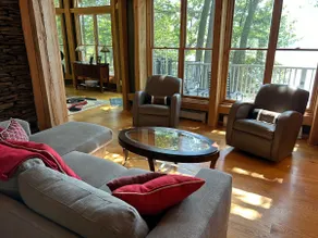 Paul's Lodge on Skaneateles Lake - Image 5