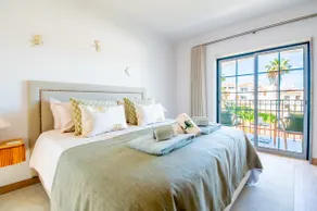 Casa Francesca, renovated townhouse walking distan - Image 2