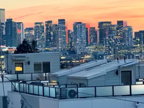 180° Space Needle, Lake Union & Downtown Views! - Image 2