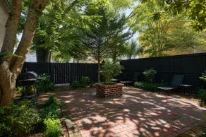 Downtown Savannah Oasis 4 Bed, 3 Bath - Image 5