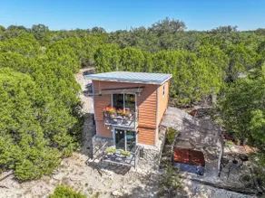 LA TOUR by Skybox Cabins - Image 2