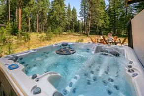 Privacy and Luxury! Fantastic outdoor living space. Hot Tub and Game Room - Image 3
