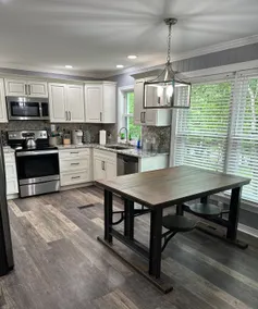 Roll Tide! 4 Bed, 2 Bath Home. Fire Pit - Image 3