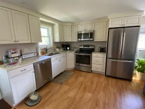 Cozy Home In The Berkshires, Pet Friendly with fenced in yard! - Image 4