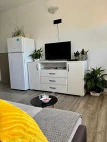 Rural Apartment Ante - Image 4
