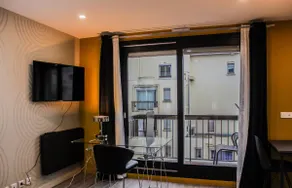 Hjemme i Clermont: Studio apart-hotel, Place de Jaude - Image 2