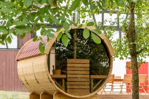 Detached vacation home with large garden, sauna and fireplace - Image 4