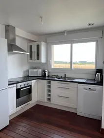 Nyt hus med stor have 700 m fra den lille havn og stranden - Image 2