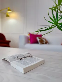Beautiful 100 m² apartment. Free private parking. - Image 5
