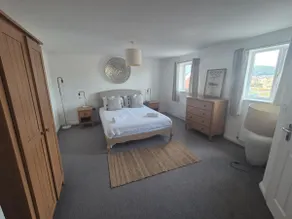 Beach Break Aberavon Large Seaside House sleeps 8 South Wales  - Image 5