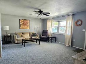 THE SEAFORD HOME - Spacious, Private, Near Beach - Image 3