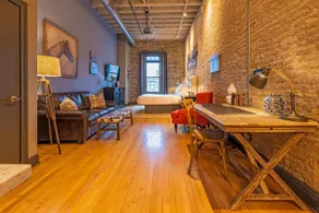124 Lofts - Downtown Dundee - Walk to Dining - Image 3