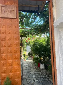 Geart Guesthouse - Image 2