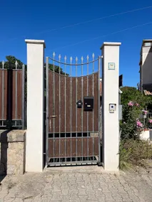 VILLA BUTTERFLY A sea and history - Image 4