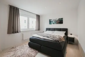 Modern City Centre Apartment Just Steps from Mirabell Palace - Image 3
