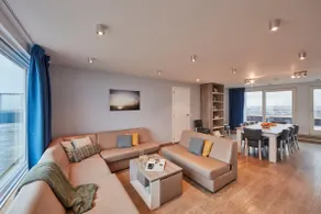 Unique penthouse with 2 balconies - Image 2