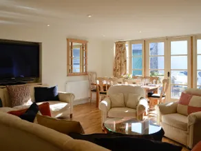 The Coach House - Image 2