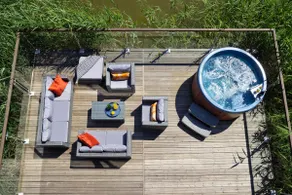 Lakeside Cotswolds Retreat with Private Hot Tub set on Lower Mill Estate - Image 2