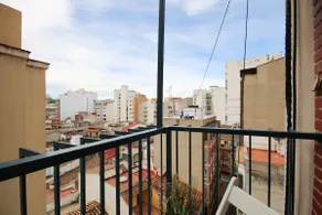 New, central apartment with A/C and a unique style - Image 5