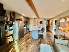2 bed 2 bath Schuss condo slope view 1st fairway - Image 3