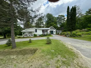 Trailhead 2 Bedroom Apartment - Image 3