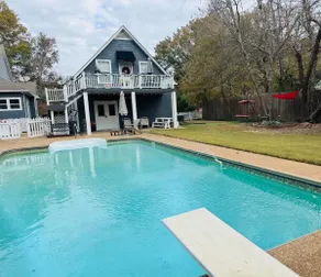 Collierville cottage on 3 acre farm with pool - Image 2