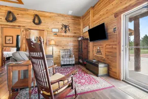 Still Water Ranch-Private house located on 60 acre Horse farm - Image 5