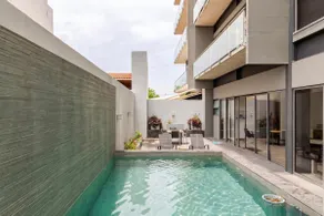 ❤️Ultra Luxurious 3 Bedroom w/ 3.5 Bath 5 STAR❤️ - Image 3