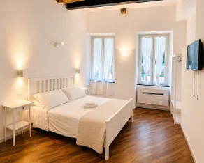 Junior Suite - Main street of Vernazza - Image 2
