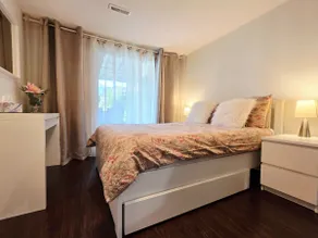 Entire Apartment +Backyard/Workspace/Free Parking - Image 2